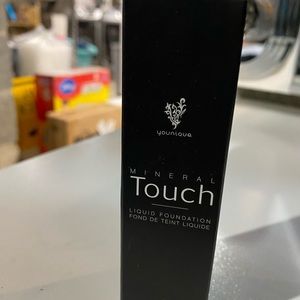 Younique touch liquid foundation:: taffeta